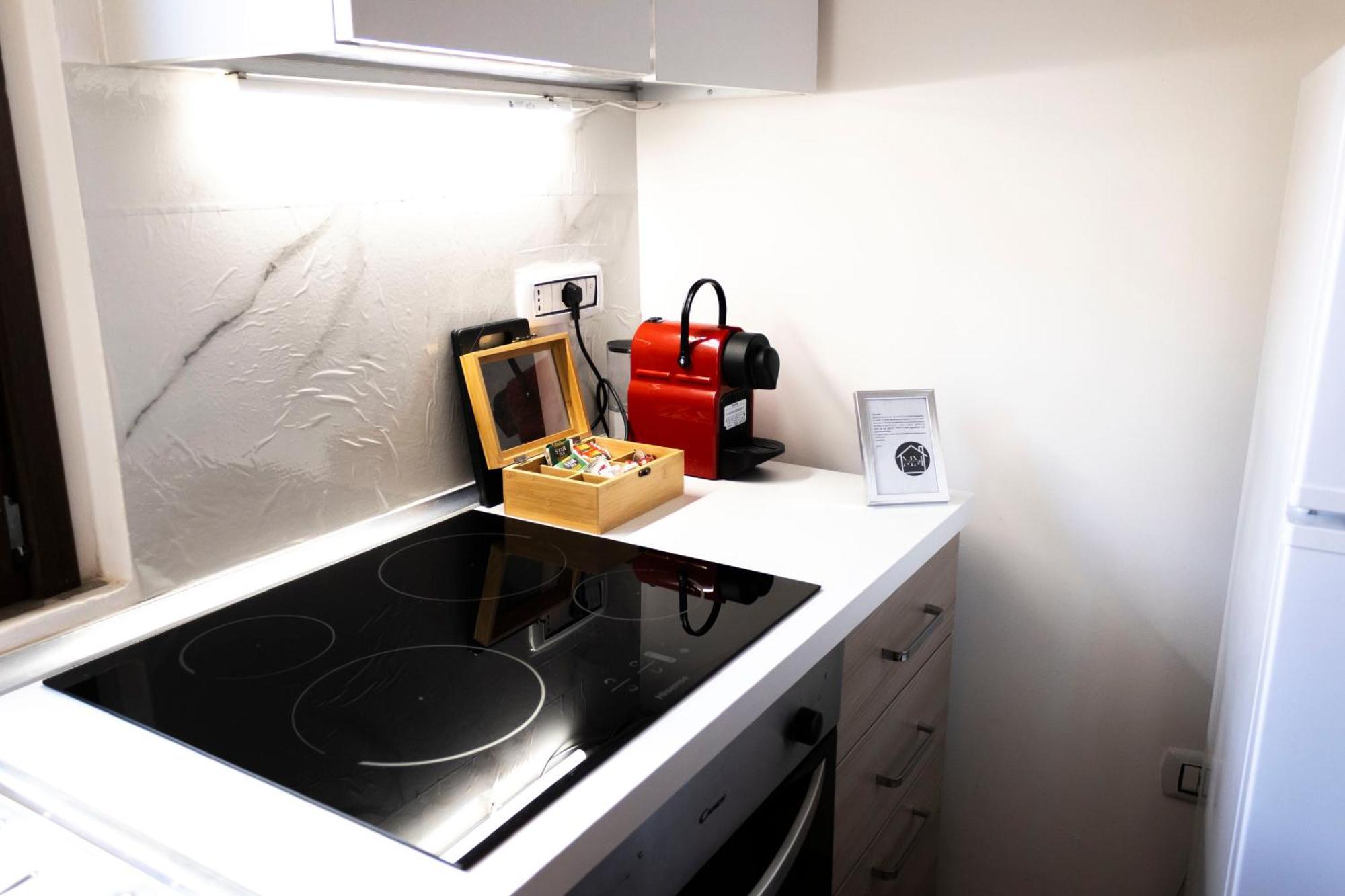 Sassari-Centro Elegante Appartamento Con Wifi E Netflix Luaran gambar